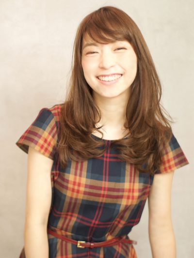 ツヤふわなモテセミロング!女性らしさUPスタイル