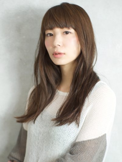 重めロングで柔らかストレート大人キレイ☆