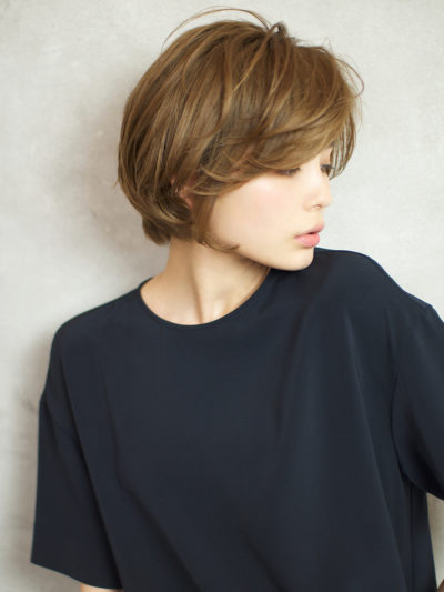 ツヤとふんわりで大人可愛いショートボブ☆前髪長め☆