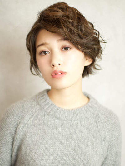 今風フラッフィヘアでオシャレ最前線!スポンテニアスショート☆
